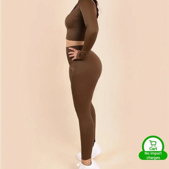 Black Ribbed Yoga Set - Picture 5 of 9